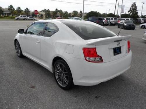 Photo Image Gallery & Touchup Paint: Scion TC in Super White   (040)  YEARS: 2011-2014