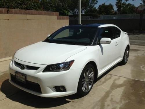 Photo Image Gallery & Touchup Paint: Scion TC in Super White   (040)  YEARS: 2011-2014