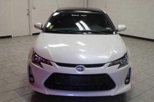 Photo Image Gallery & Touchup Paint: Scion TC in Blizzard Pearl   (070)  YEARS: 2015-2016