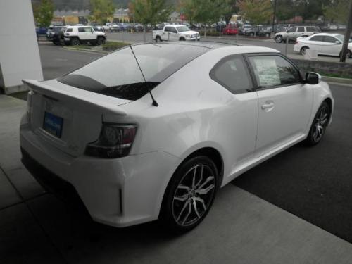Photo Image Gallery & Touchup Paint: Scion TC in Blizzard Pearl   (070)  YEARS: 2015-2016