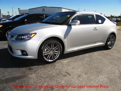 Photo Image Gallery & Touchup Paint: Scion TC in Classic Silver Metallic  (1F7)  YEARS: 2011-2014
