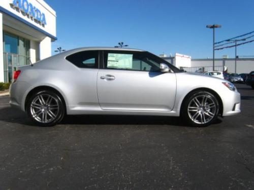 Photo Image Gallery & Touchup Paint: Scion TC in Classic Silver Metallic  (1F7)  YEARS: 2011-2014