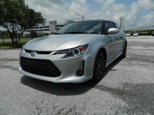 Photo Image Gallery & Touchup Paint: Scion TC in Silver Ignition   (1J8)  YEARS: 2014-2014