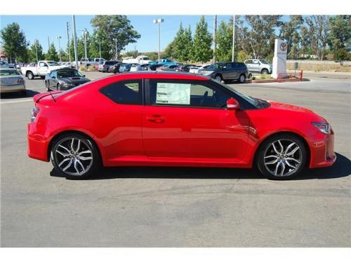 Photo Image Gallery & Touchup Paint: Scion TC in Absolutely Red   (3P0)  YEARS: 2014-2016