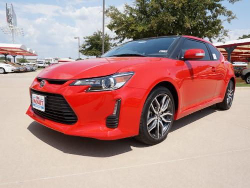 Photo Image Gallery & Touchup Paint: Scion TC in Absolutely Red   (3P0)  YEARS: 2014-2016