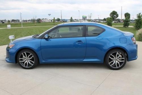 Photo Image Gallery & Touchup Paint: Scion TC in Blue Streak Metallic  (8T7)  YEARS: 2014-2016
