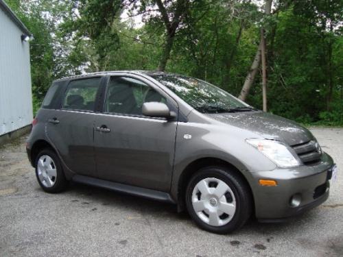 Photo Image Gallery & Touchup Paint: Scion XA in Phantom Gray Pearl  (1E3)  YEARS: 2004-2005