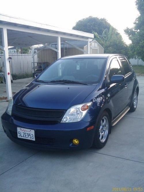 Photo Image Gallery & Touchup Paint: Scion XA in Indigo Ink Pearl  (8P4)  YEARS: 2004-2006