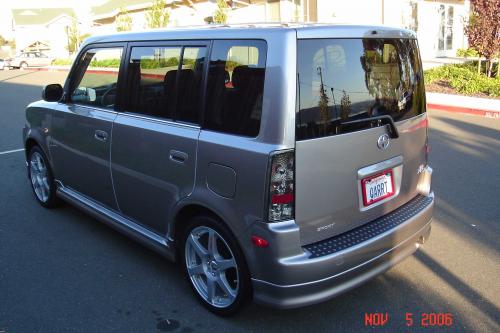 Photo Image Gallery & Touchup Paint: Scion XB in Thunder Cloud Metallic  (1D2)  YEARS: 2004-2006
