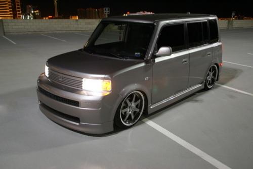 Photo Image Gallery & Touchup Paint: Scion XB in Thunder Cloud Metallic  (1D2)  YEARS: 2004-2006