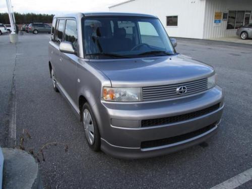 Photo Image Gallery & Touchup Paint: Scion XB in Thunder Cloud Metallic  (1D2)  YEARS: 2004-2006