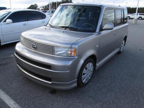 Photo Image Gallery & Touchup Paint: Scion XB in Thunder Cloud Metallic  (1D2)  YEARS: 2004-2006