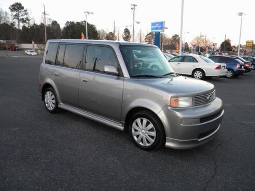 Photo Image Gallery & Touchup Paint: Scion XB in Thunder Cloud Metallic  (1D2)  YEARS: 2004-2006