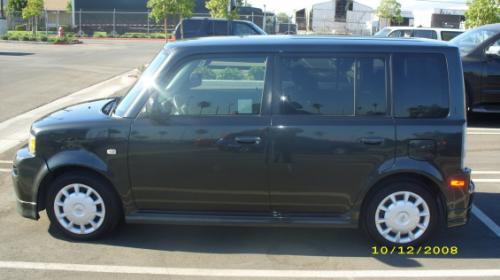 Photo Image Gallery & Touchup Paint: Scion XB in Shadow Mica   (1F4)  YEARS: 2006-2006