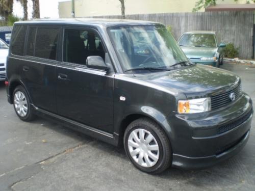 Photo Image Gallery & Touchup Paint: Scion XB in Shadow Mica   (1F4)  YEARS: 2006-2006