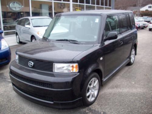 Photo Image Gallery & Touchup Paint: Scion XB in Black Sand Pearl  (209)  YEARS: 2004-2006
