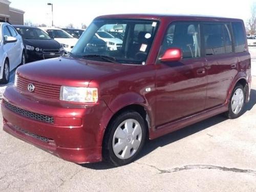 Photo Image Gallery & Touchup Paint: Scion XB in Salsa Red Pearl  (3Q3)  YEARS: 2006-2006
