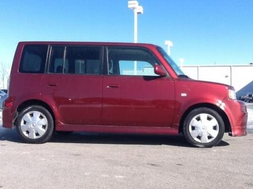 Photo Image Gallery & Touchup Paint: Scion XB in Salsa Red Pearl  (3Q3)  YEARS: 2006-2006