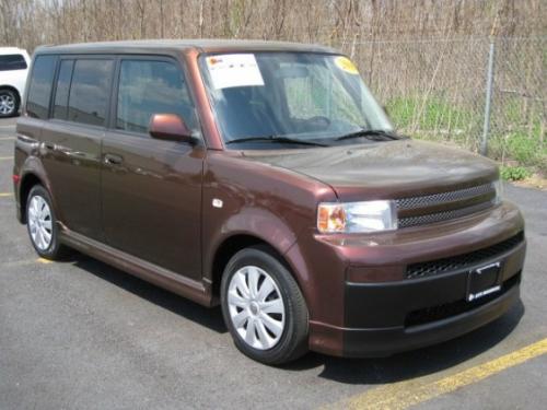 Photo Image Gallery & Touchup Paint: Scion XB in Torched Penny   (3R2)  YEARS: 2006-2006