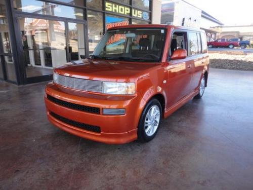 Photo Image Gallery & Touchup Paint: Scion XB in Hot Lava   (4R8)  YEARS: 2004-2004