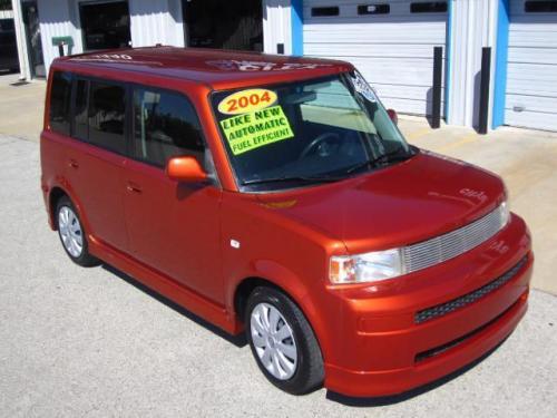Photo Image Gallery & Touchup Paint: Scion XB in Hot Lava   (4R8)  YEARS: 2004-2004