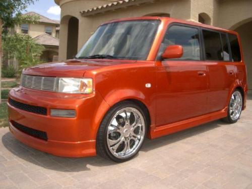 Photo Image Gallery & Touchup Paint: Scion XB in Hot Lava   (4R8)  YEARS: 2004-2004