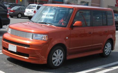 Photo Image Gallery & Touchup Paint: Scion XB in Hot Lava   (4R8)  YEARS: 2004-2004
