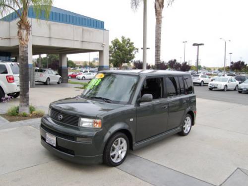 Photo Image Gallery & Touchup Paint: Scion XB in Camouflage Metallic   (6M7)  YEARS: 2004-2006