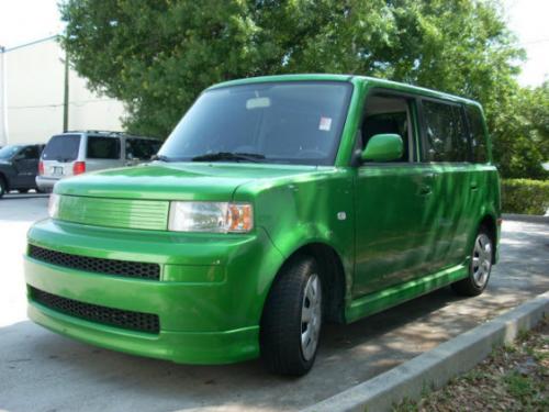 Photo Image Gallery & Touchup Paint: Scion XB in Envy Green   (6U1)  YEARS: 2006-2006