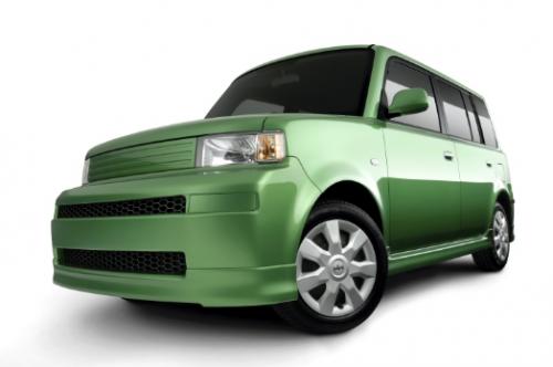 Photo Image Gallery & Touchup Paint: Scion XB in Envy Green   (6U1)  YEARS: 2006-2006