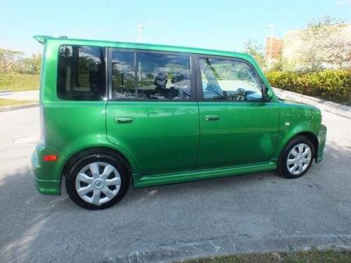 Photo Image Gallery & Touchup Paint: Scion XB in Envy Green   (6U1)  YEARS: 2006-2006