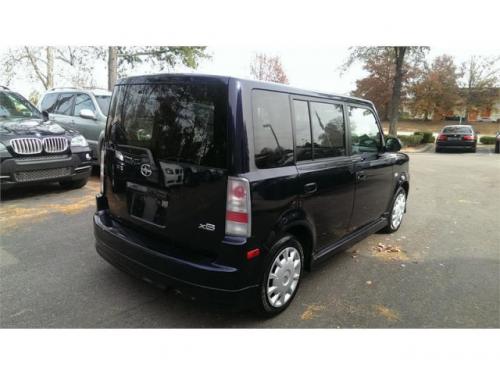 Photo Image Gallery & Touchup Paint: Scion XB in Blue Onyx Pearl  (8P8)  YEARS: 2004-2006