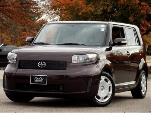 Photo Image Gallery & Touchup Paint: Scion XB in Blackberry Crush Metallic  (3N0)  YEARS: 2008-2009