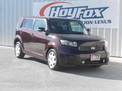 Photo Image Gallery & Touchup Paint: Scion XB in Blackberry Crush Metallic  (3N0)  YEARS: 2008-2009