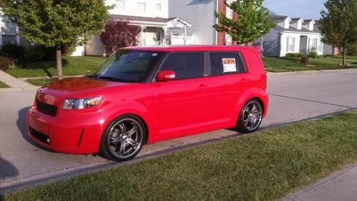 Photo Image Gallery: Scion XB in Absolutely Red   (3P0)  YEARS: -