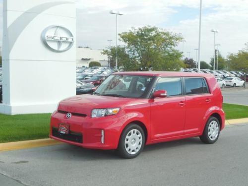 Photo Image Gallery: Scion XB in Absolutely Red   (3P0)  YEARS: -