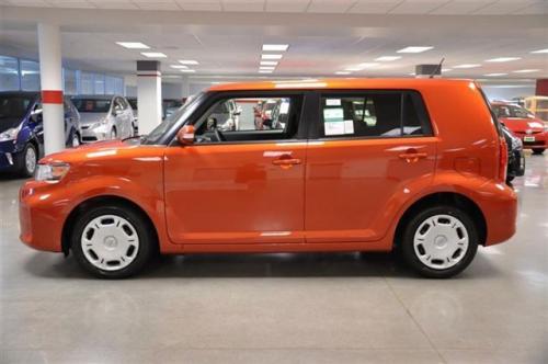Photo Image Gallery & Touchup Paint: Scion XB in Hot Lava   (4R8)  YEARS: 2012-2012