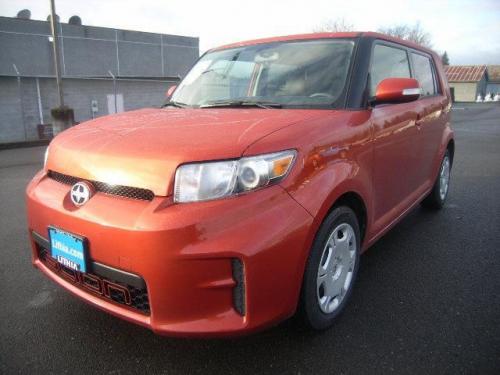 Photo Image Gallery & Touchup Paint: Scion XB in Hot Lava   (4R8)  YEARS: 2012-2012