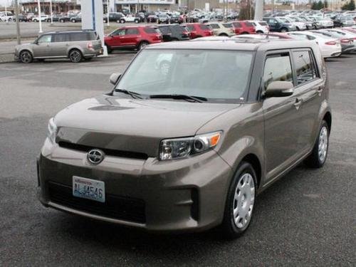 Photo Image Gallery & Touchup Paint: Scion XB in Army Rock Metallic  (4V0)  YEARS: 2011-2015