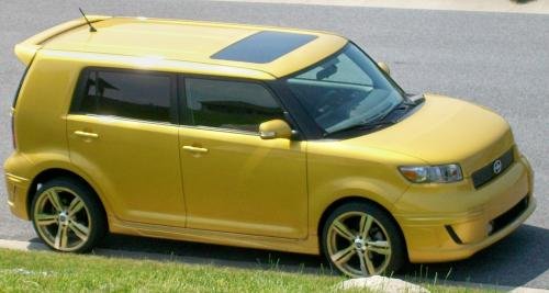 Photo Image Gallery & Touchup Paint: Scion XB in Gold Rush Mica  (580)  YEARS: 2008-2008