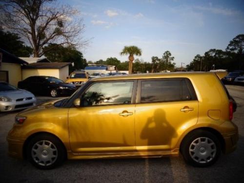 Photo Image Gallery & Touchup Paint: Scion XB in Gold Rush Mica  (580)  YEARS: 2008-2008