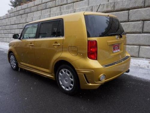 Photo Image Gallery & Touchup Paint: Scion XB in Gold Rush Mica  (580)  YEARS: 2008-2008