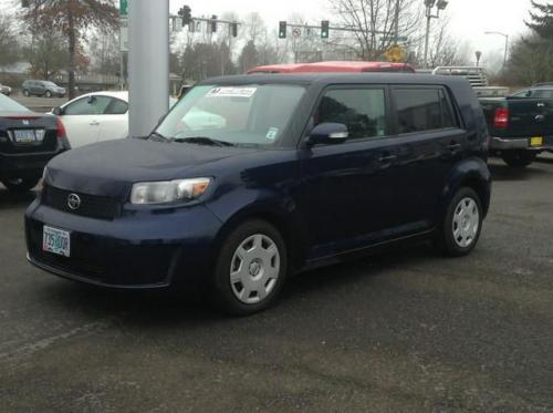 Photo Image Gallery: Scion XB in Nautical Blue Metallic  (8S6)  YEARS: -