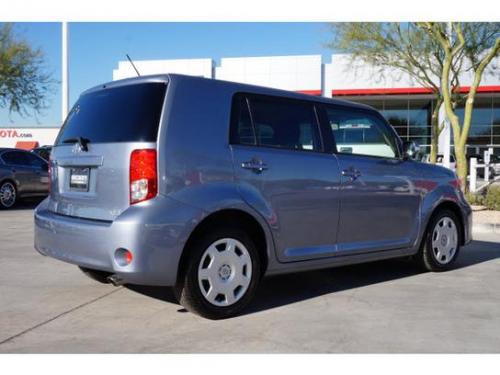 Photo Image Gallery & Touchup Paint: Scion XB in Stingray Metallic   (8T4)  YEARS: 2009-2012