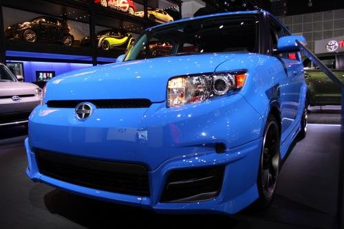 Photo Image Gallery & Touchup Paint: Scion XB in Voodoo Blue   (8T6)  YEARS: 2011-2011
