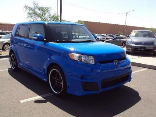 Photo Image Gallery & Touchup Paint: Scion XB in Voodoo Blue   (8T6)  YEARS: 2011-2011
