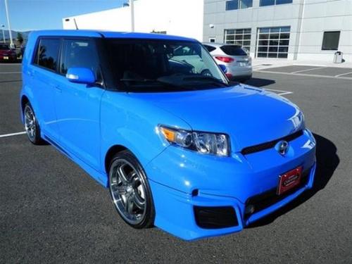Photo Image Gallery & Touchup Paint: Scion XB in Voodoo Blue   (8T6)  YEARS: 2011-2011
