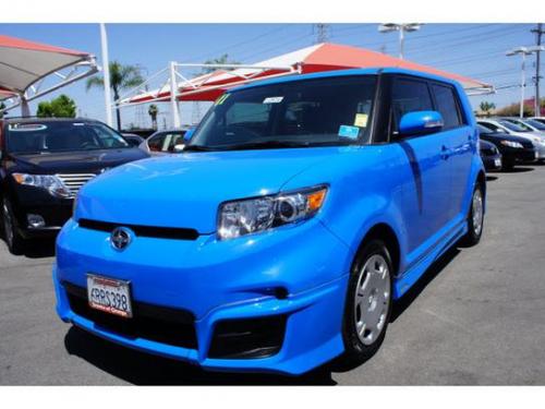 Photo Image Gallery & Touchup Paint: Scion XB in Voodoo Blue   (8T6)  YEARS: 2011-2011
