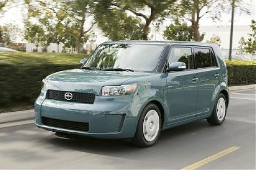 Photo Image Gallery & Touchup Paint: Scion XB in Hypnotic Teal Mica  (8U3)  YEARS: 2008-2010