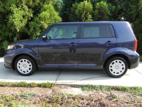 Photo Image Gallery & Touchup Paint: Scion XB in Elusive Blue Metallic  (9AF)  YEARS: 2011-2012
